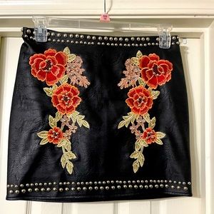 Floral embroidered Leather look mini skirt